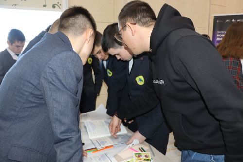 Имин  киләчәк өчен – бүгеннән бергә булырга. Укучылар белән «Конструктив диалог»