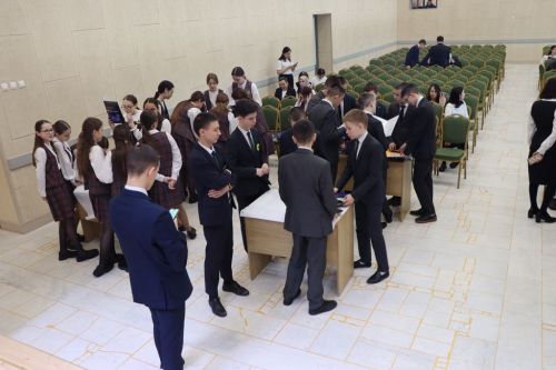 Имин  киләчәк өчен – бүгеннән бергә булырга. Укучылар белән «Конструктив диалог»
