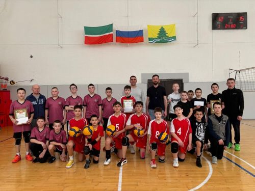 Үсмерләр арасында узган волейбол турнирында шәмәрдәнлеләргә тиңнәр булмады