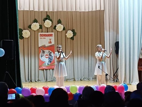 Ватанны саклаучылар елы һәм Бөек җиңүнең 80 еллыгы уңаеннан « Йөрәктән - йөрәккә » дип исемләнгән хәйрия концерты булып үтте.