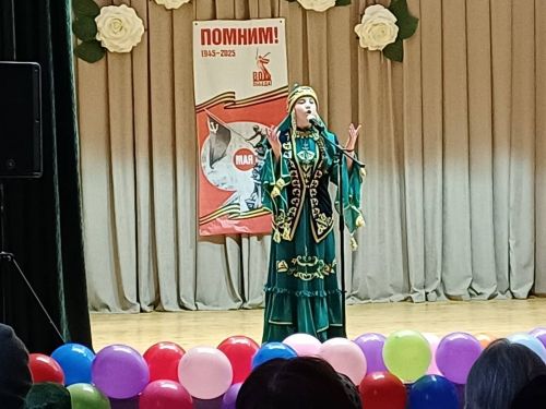 Ватанны саклаучылар елы һәм Бөек җиңүнең 80 еллыгы уңаеннан « Йөрәктән - йөрәккә » дип исемләнгән хәйрия концерты булып үтте.