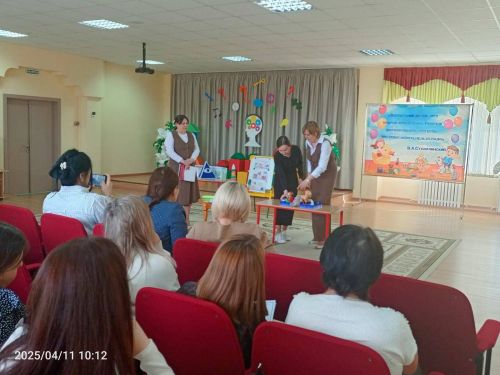 «Шөгыльләрдә һәм ирекле эшчәнлектә дидактик материаллар куллану аша мәктәпкәчә яшьтәге балаларда логик фикерләүне үстерү» темасына районкүләм семинар узды