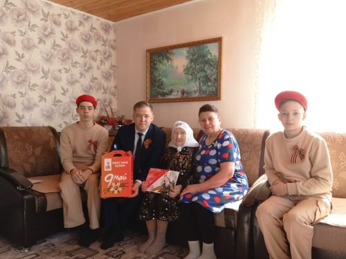 Тимершык авыл җирлегендә яшәүче ветераннарга бүләкләр тапшырылды