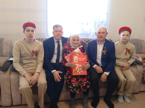 Тимершык авыл җирлегендә яшәүче ветераннарга бүләкләр тапшырылды