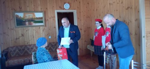 Тыл ветераны Җиһания апаны котладылар
