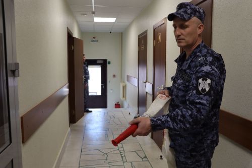 Росгвардия бинасында янгынга  каршы  өйрәнүләр узды