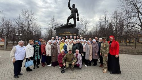 Саба волонтерлары Кызыл Байраклы Жуков орденлы Казан югары танк команда училищесында кунакта булды