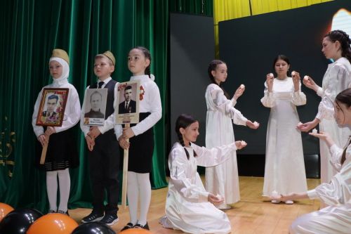 Сталинград тирәге  генетик хәтер булып Лесхозга  кайтты