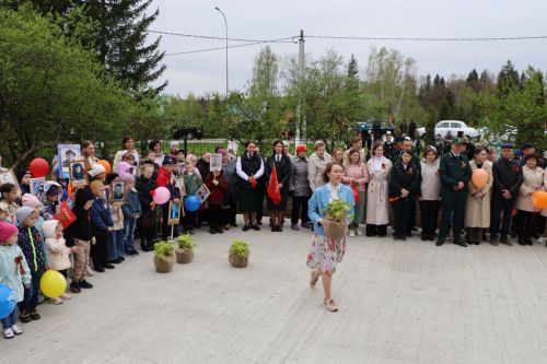 Сталинград тирәге  генетик хәтер булып Лесхозга  кайтты