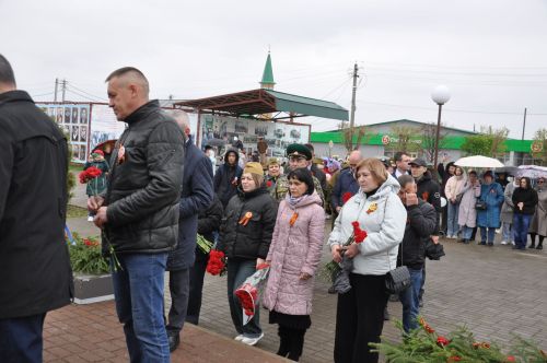 Җиңү көненә багышланган  парад һәм бәйрәм митингы Шәмәрдәндә дә  тантаналы шартларда үтте