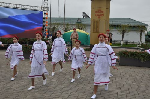 Җиңү көненә багышланган  парад һәм бәйрәм митингы Шәмәрдәндә дә  тантаналы шартларда үтте