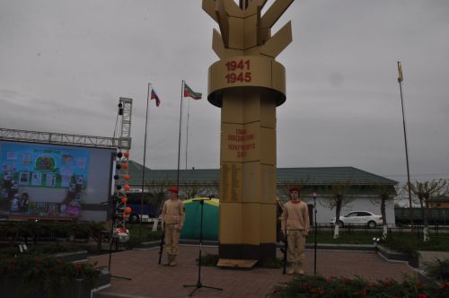 Җиңү көненә багышланган  парад һәм бәйрәм митингы Шәмәрдәндә дә  тантаналы шартларда үтте