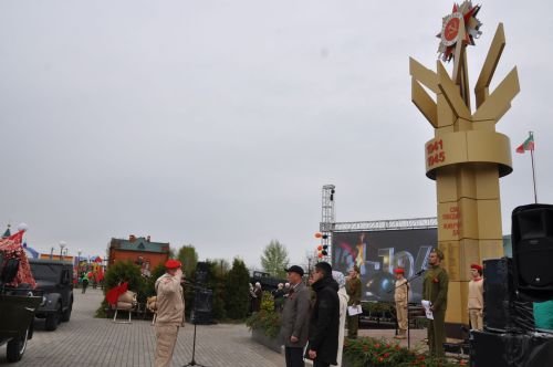 Җиңү көненә багышланган  парад һәм бәйрәм митингы Шәмәрдәндә дә  тантаналы шартларда үтте