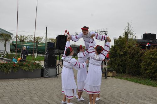 Җиңү көненә багышланган  парад һәм бәйрәм митингы Шәмәрдәндә дә  тантаналы шартларда үтте