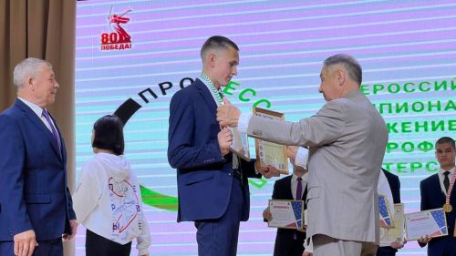 Бүген Сабада балалар техник иҗатына ярдәм итү һәм үстерү буенча район фестивале узды (фоторепортаж)