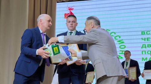 Бүген Сабада балалар техник иҗатына ярдәм итү һәм үстерү буенча район фестивале узды (фоторепортаж)