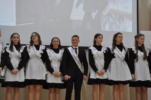 «Соңгы кыңгырау”   – яшьлек,  ак хыяллар, якты киләчәк бәйрәме...