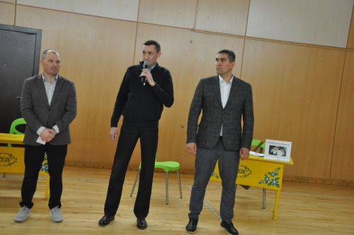 Сабада офис хезмәткәрләре һөнәри бәйгедә ярышты