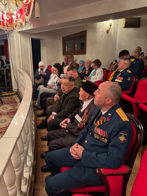 Райондашыбыз Җиһания Хәйретдиновага республика рәисе медаль тапшырды