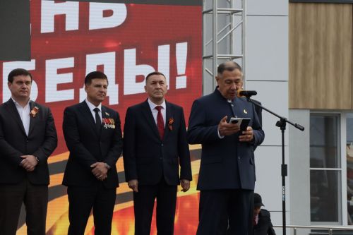 Бүген Сабада Җиңү бәйрәме узды (фоторепортаж)