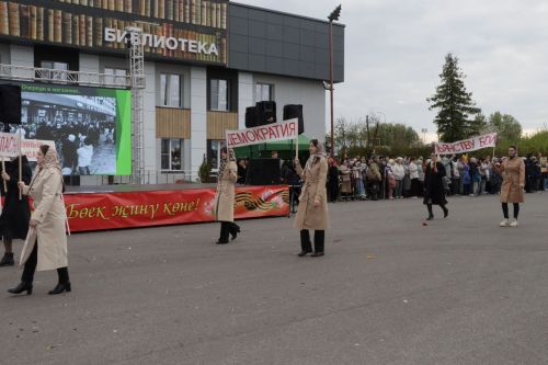 Бүген Сабада Җиңү бәйрәме узды (фоторепортаж)