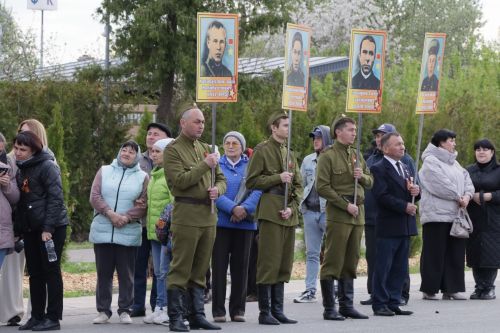 Бүген Сабада Җиңү бәйрәме узды (фоторепортаж)