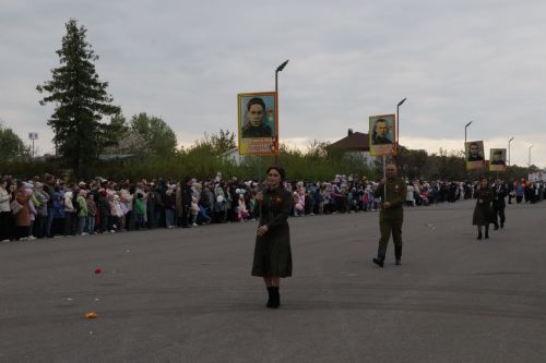 Бүген Сабада Җиңү бәйрәме узды (фоторепортаж)