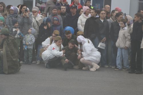 Бүген Сабада Җиңү бәйрәме узды (фоторепортаж)