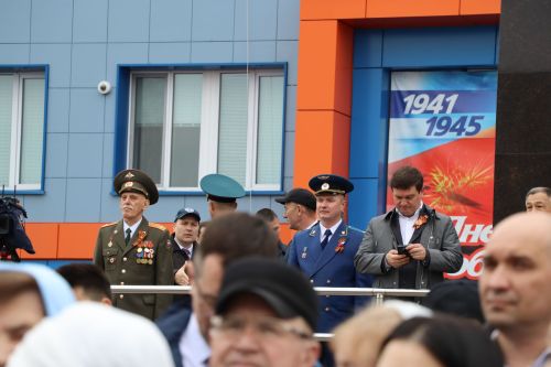 Бүген Сабада Җиңү бәйрәме узды (фоторепортаж)