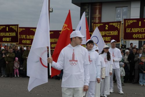 Бүген Сабада Җиңү бәйрәме узды (фоторепортаж)