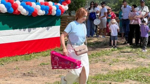 «Бүләк оту - бәхет эше», ди Сабантуйда ике зур призга ия булган Рамил Гарифуллин