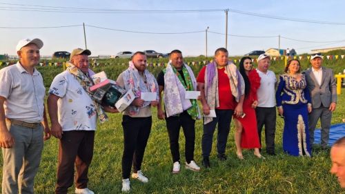 Тимершыкта узган Сабантуйны танылган сәхнә йолдызлары чыгышы бизәде