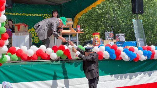 «Бүләк оту - бәхет эше», ди Сабантуйда ике зур призга ия булган Рамил Гарифуллин