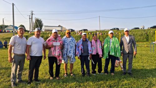 Тимершыкта узган Сабантуйны танылган сәхнә йолдызлары чыгышы бизәде
