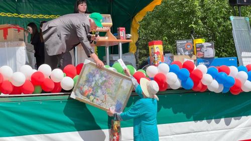 «Бүләк оту - бәхет эше», ди Сабантуйда ике зур призга ия булган Рамил Гарифуллин