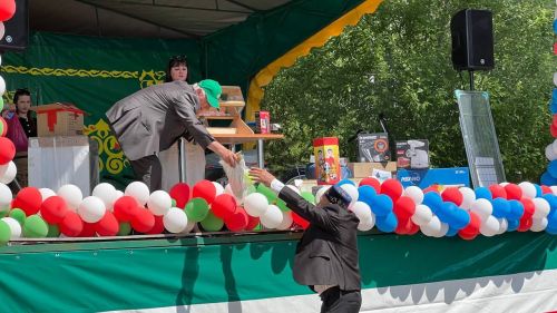 «Бүләк оту - бәхет эше», ди Сабантуйда ике зур призга ия булган Рамил Гарифуллин