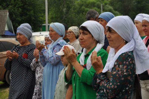 Туксан ел көттергән мәчет