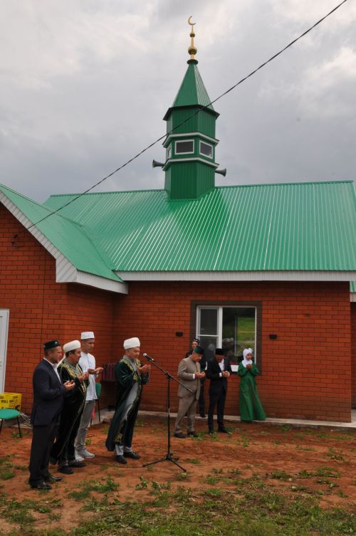 Туксан ел көттергән мәчет