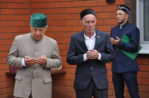 Туксан ел көттергән мәчет
