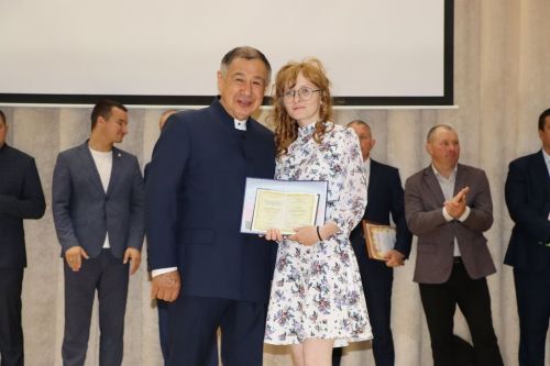 Аграр көллияттә  чыгарылыш: студентлар диплом  алды