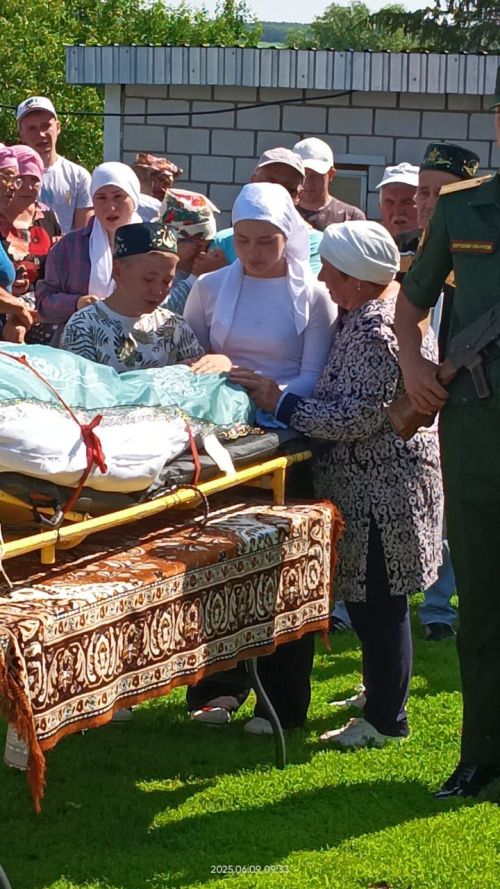 Районыбыз тагын бер батыр улын соңгы юлга озатты