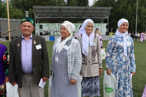 Эштә батырлар, ялда  ялкыннар
