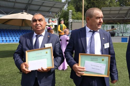 Эштә батырлар, ялда  ялкыннар