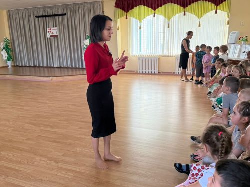 «Балаларга сугыш турында укыйбыз»