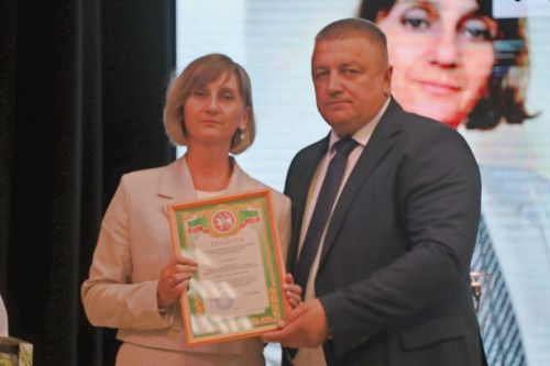 Мәгариф хезмәткәрләренең август  киңәшмәсе