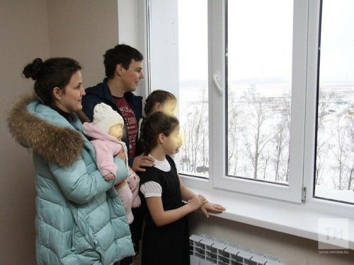 Күп балалы гаиләләргә ипотека кредитын каплауга түләүләрне арттырырга тәкъдим итәләр