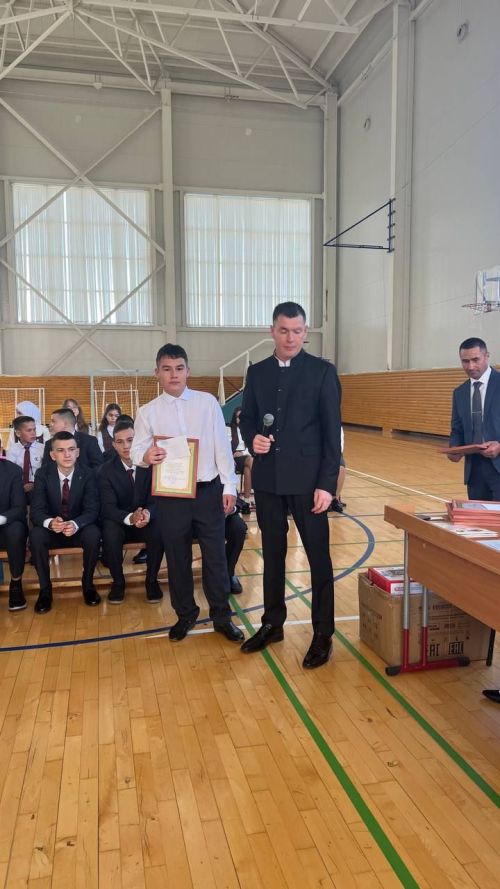 Килдебәк урта мәктәбендә Белем бәйрәме узды