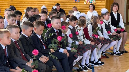 Килдебәк урта мәктәбендә Белем бәйрәме узды