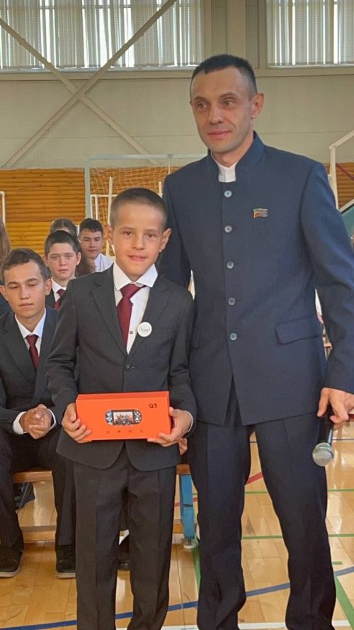 Килдебәк урта мәктәбендә Белем бәйрәме узды