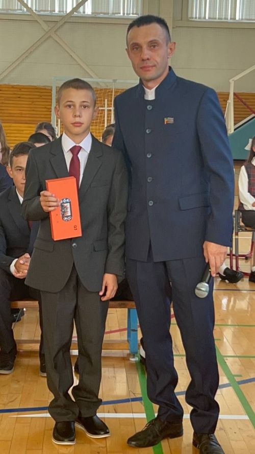 Килдебәк урта мәктәбендә Белем бәйрәме узды